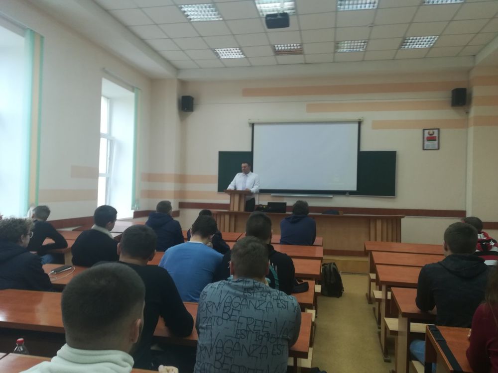 Связь образования 