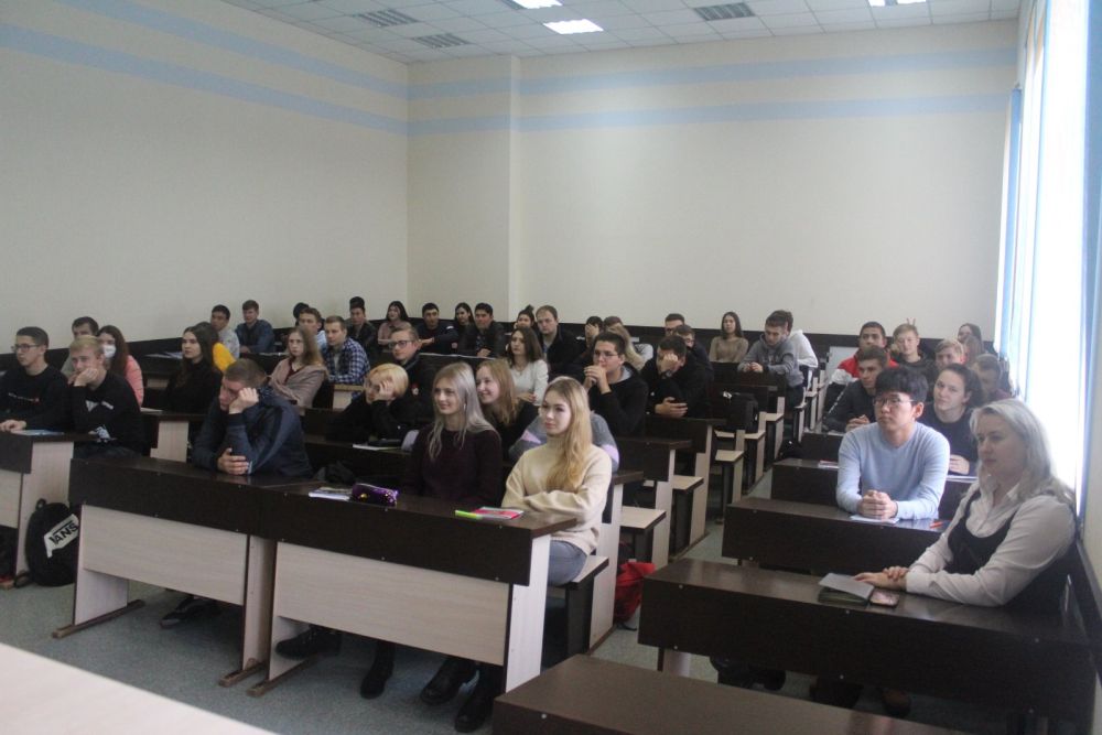 Связь образования 