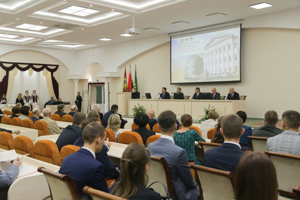 180 лет
