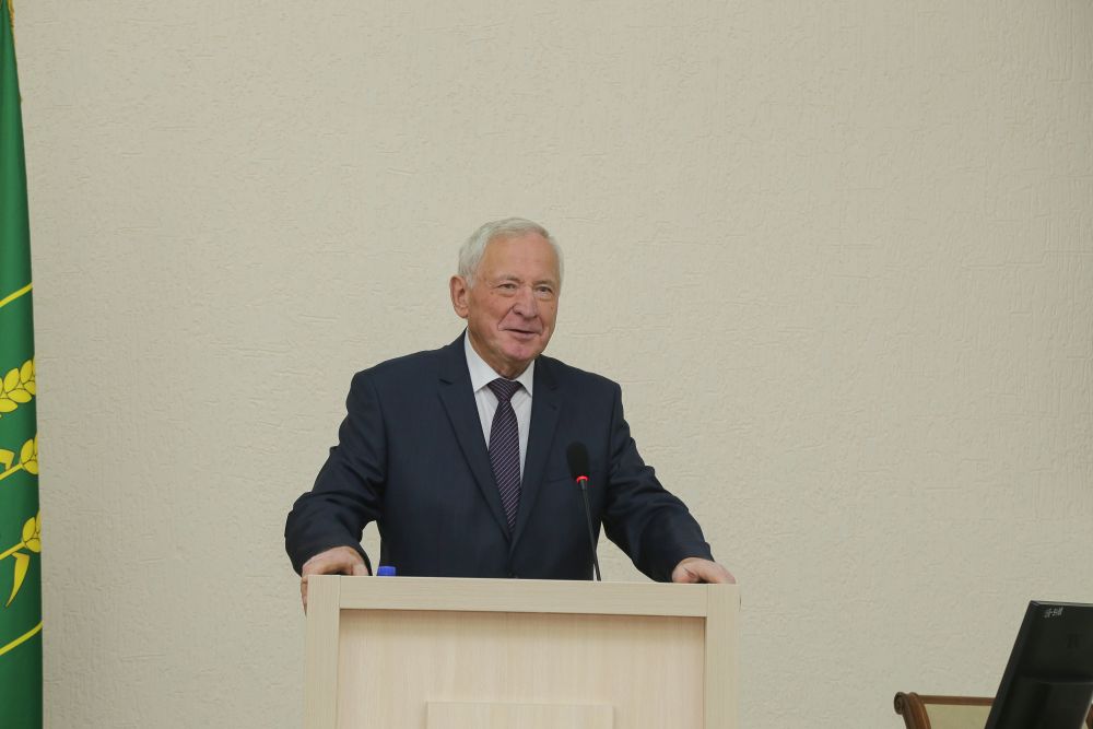 180 лет