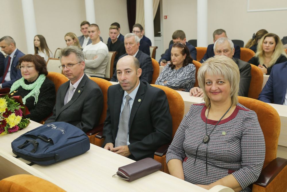 180 лет