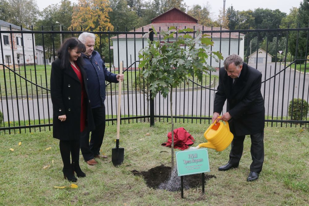 180 лет