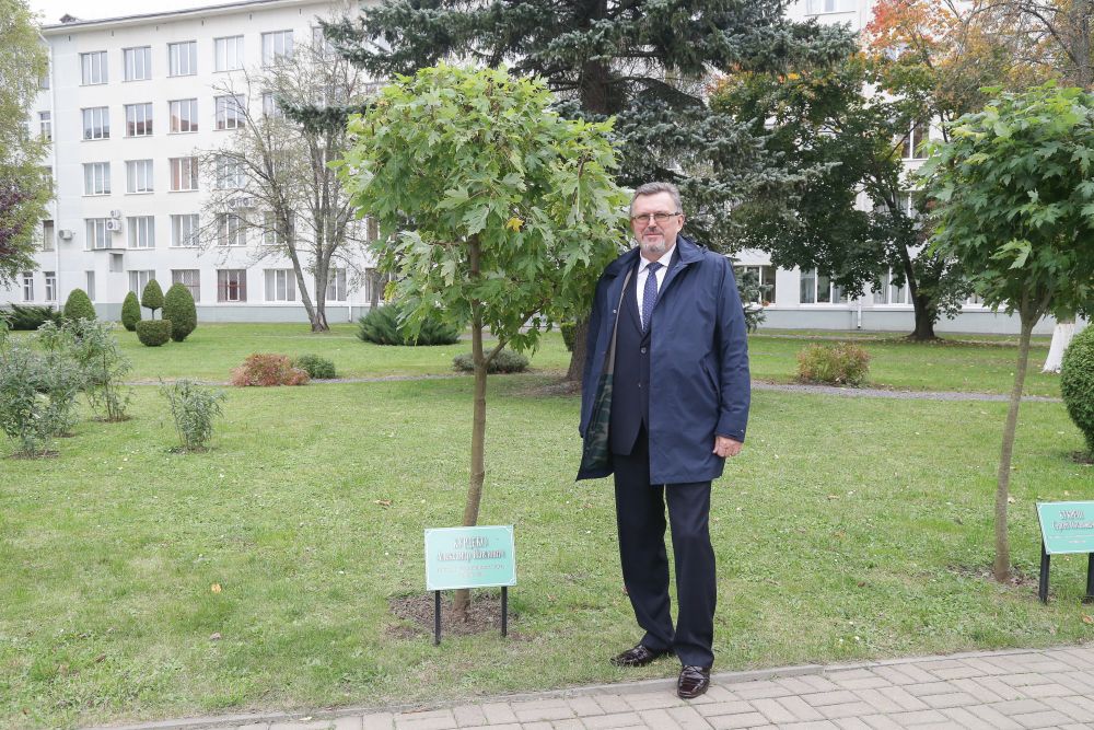 180 лет