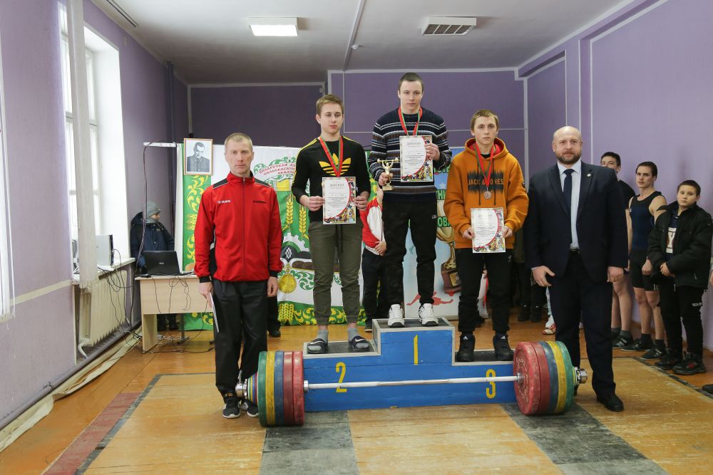 Турнир