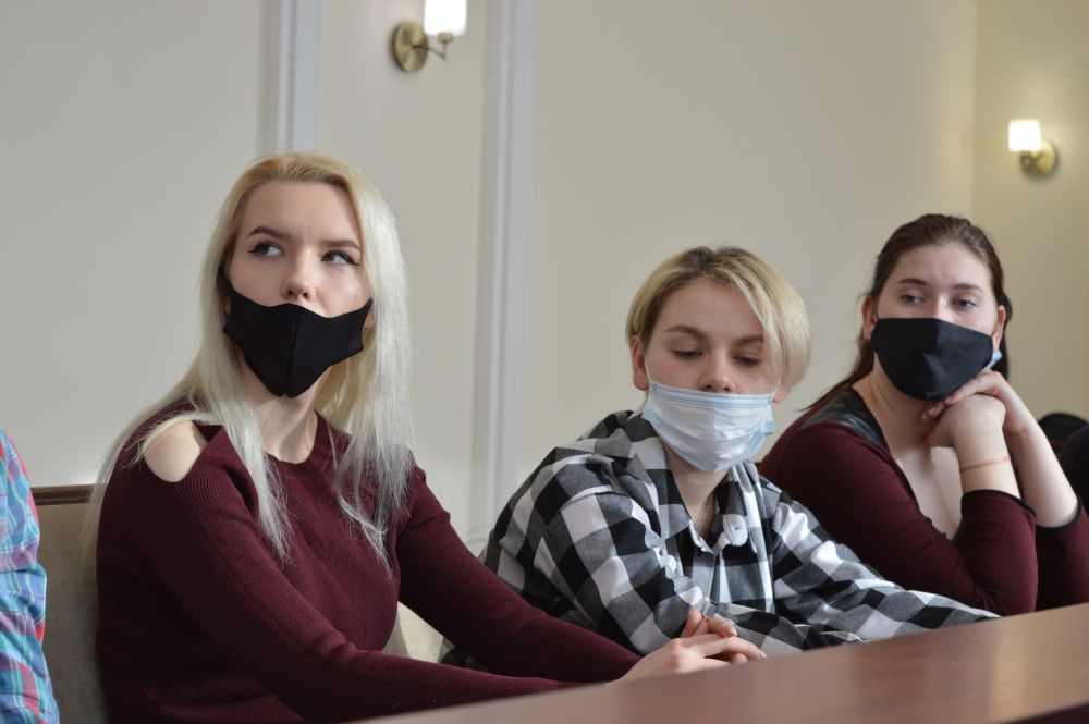 Круглый стол