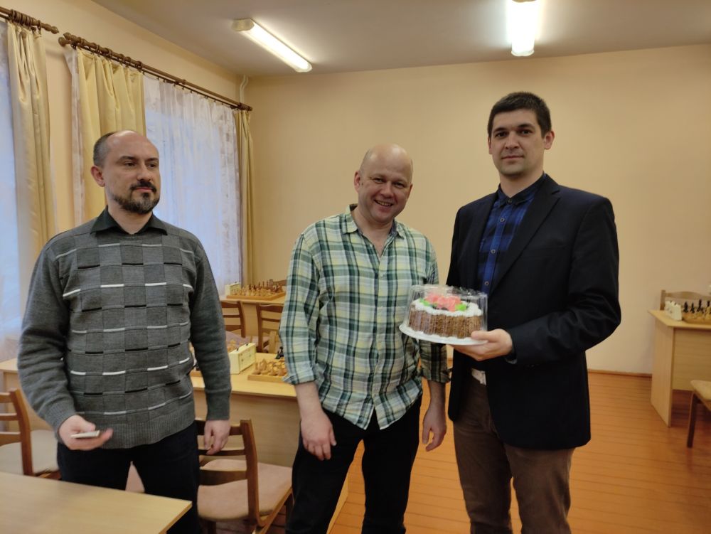 Шахматы