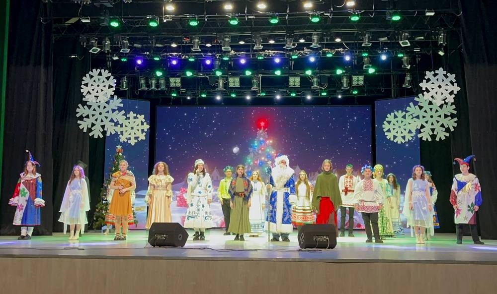 12 месяцев