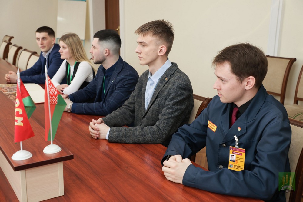 Студенческий мост