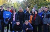 Студенты БГСХА помогают аграриям в сборе урожая яблок