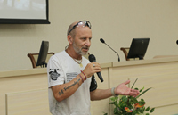 Андрей Хачатуров – Бегом сквозь годы!