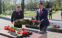 Церемония торжественного возложения